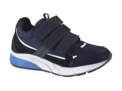 Track Style