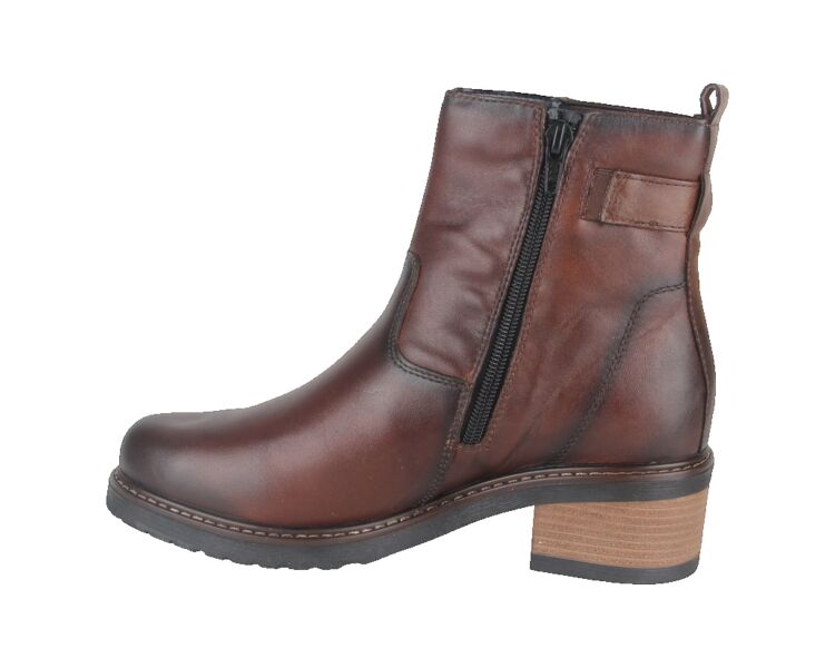 D1A82-22 cognac
