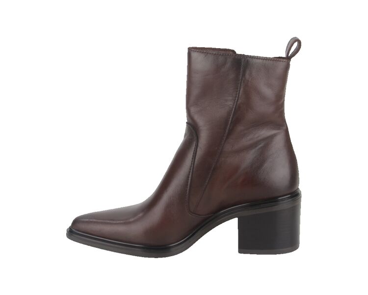 L39214-102-0001 bruin