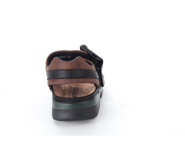 Shark Fit 5751/5700 donkerbruin